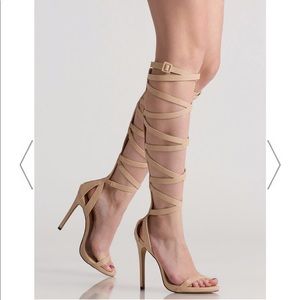 Nude gladiator heeled sandals 👡